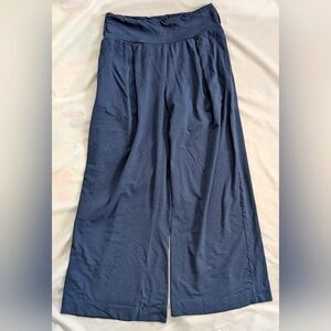 Pact Luxe Jersey Volume Pants - size medium - missing belt